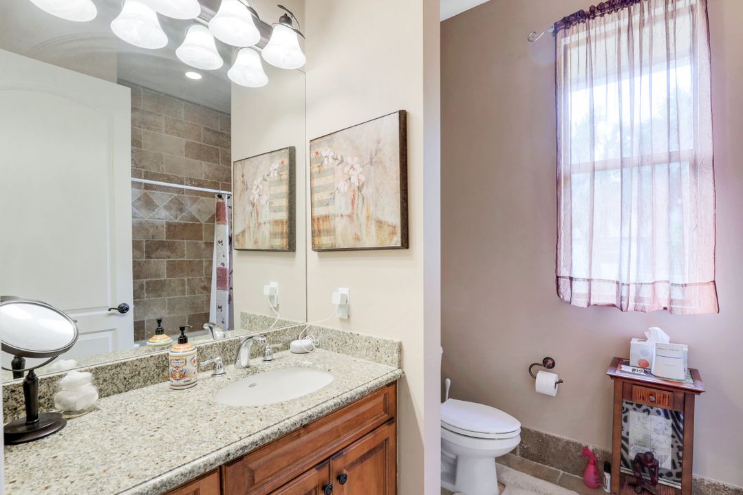 641 27th St SW, Naples, FL 34117