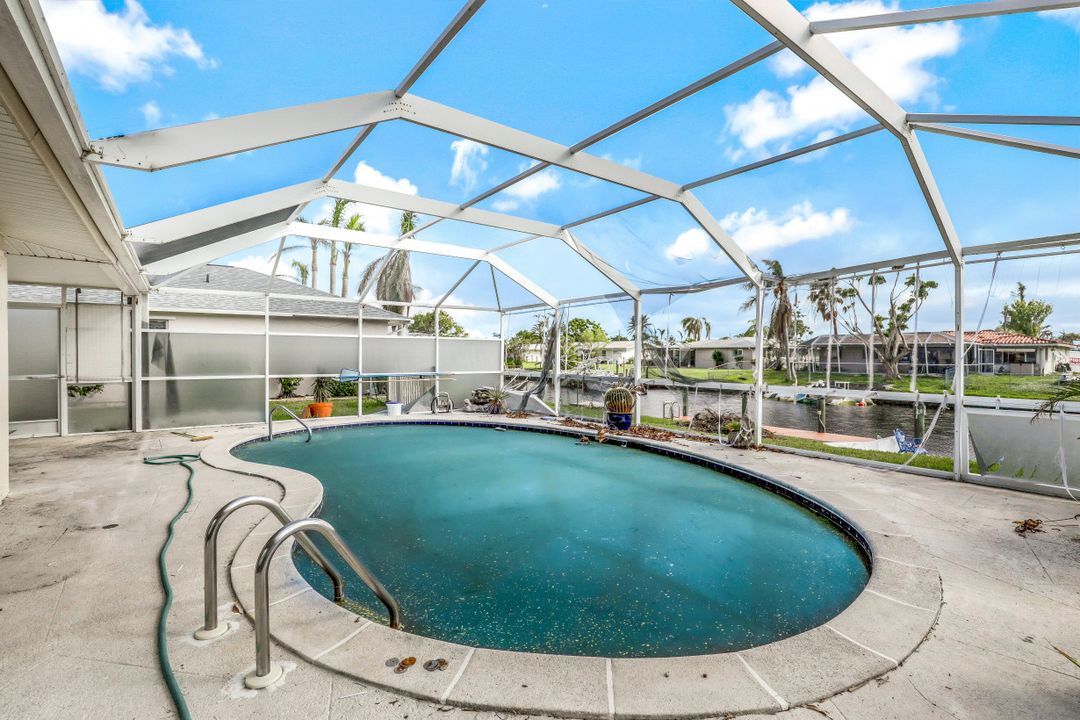 138 SW 51st Terrace, Cape Coral, FL 33914