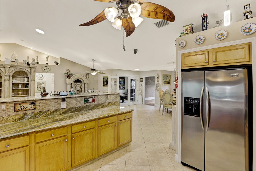 1218 SW 18th Ave, Cape Coral, FL 33991