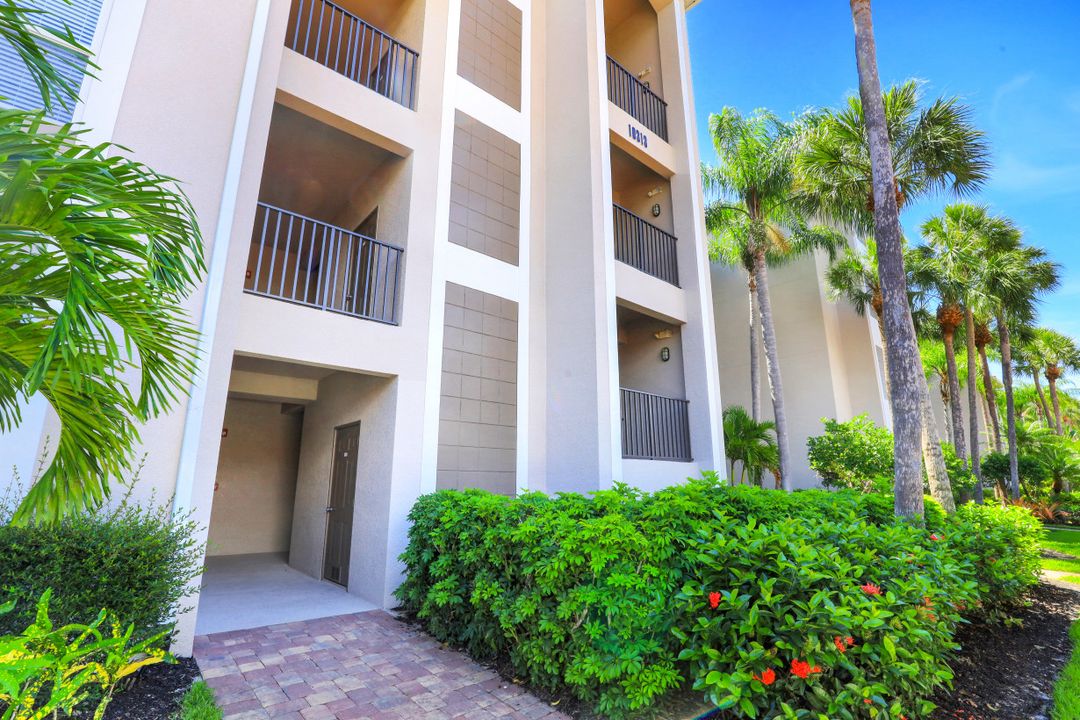 10313 Heritage Bay Blvd #1301, Naples, FL 34120