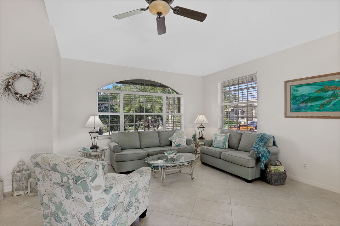 835 Saturn Ct, Marco Island, FL 34145