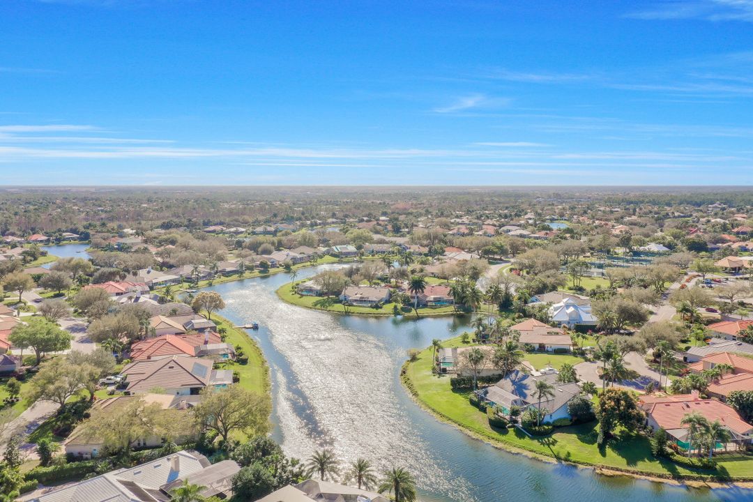 11708 Longshore Way W, Naples, FL 34119