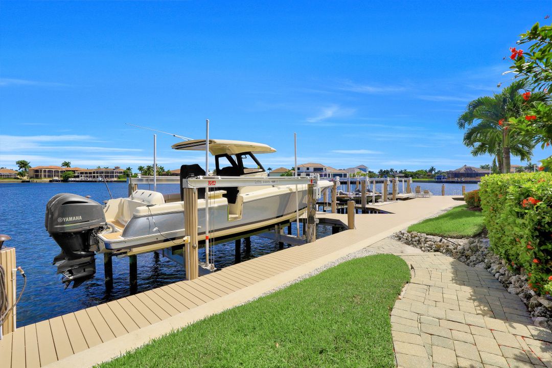 940 Tulip Ct, Marco Island, FL 34145