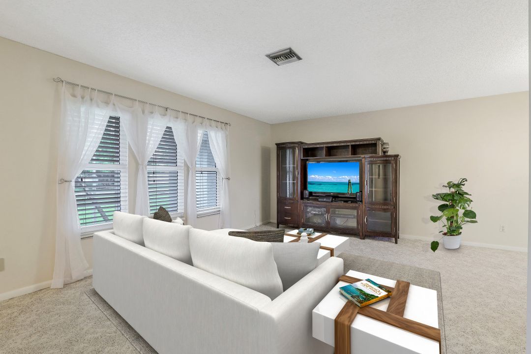 114 SE 7th St, Cape Coral, FL 33990