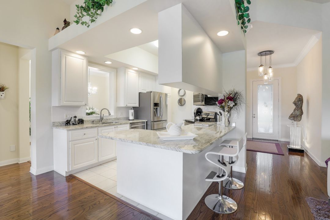 5104 Inagua Way, Naples, FL 34119