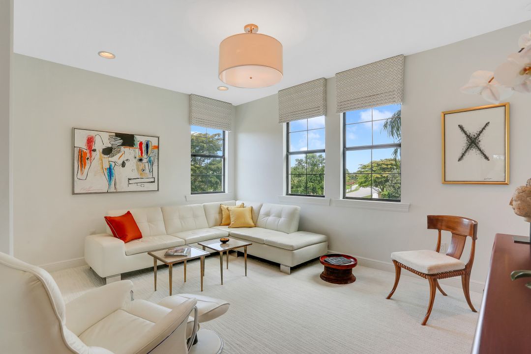 16390 Viansa Way #102, Naples, FL 34110