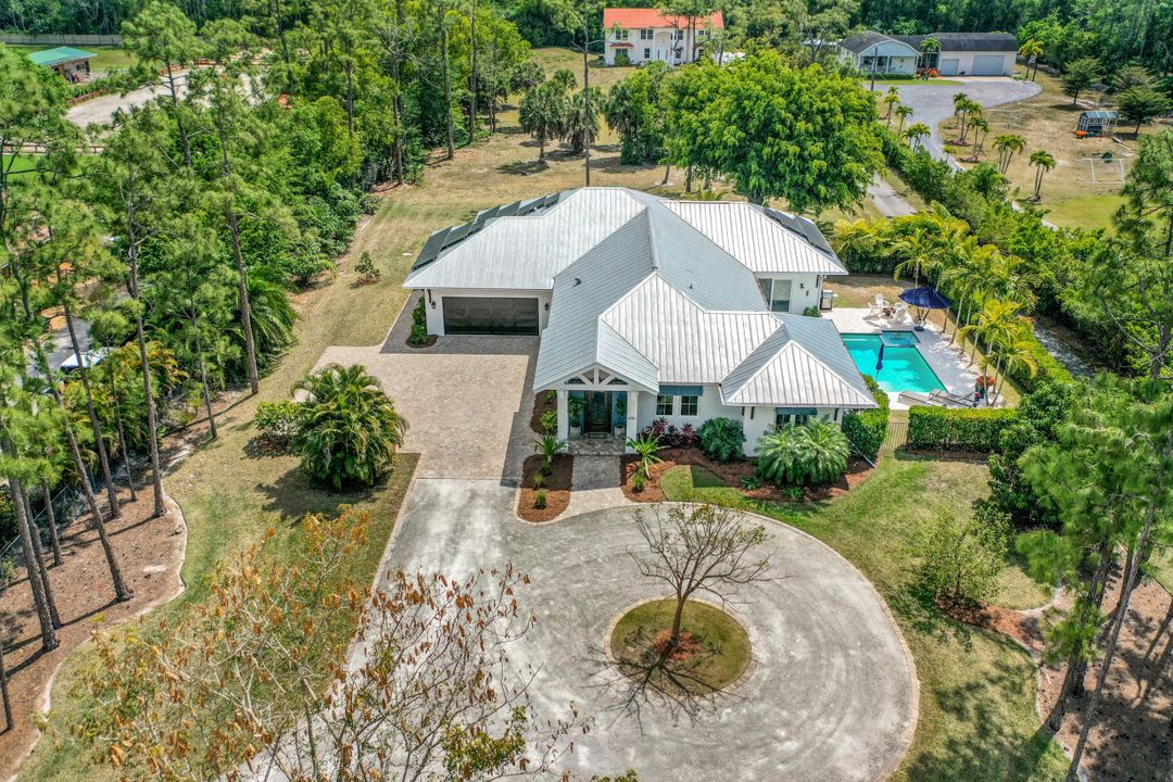 6730 Daniels Rd, Naples, FL 34109