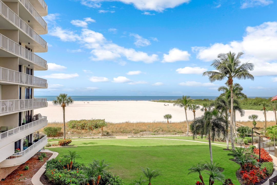 260 Seaview Ct, Marco Island, FL 34145