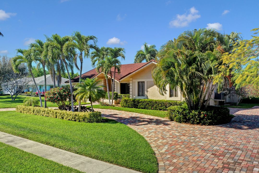 1448 Collingswood Ave, Marco Island, FL 34145