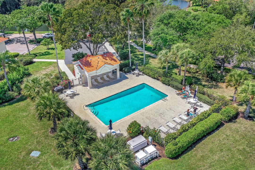 5015 Cedar Springs Dr #104, Naples, FL 34110