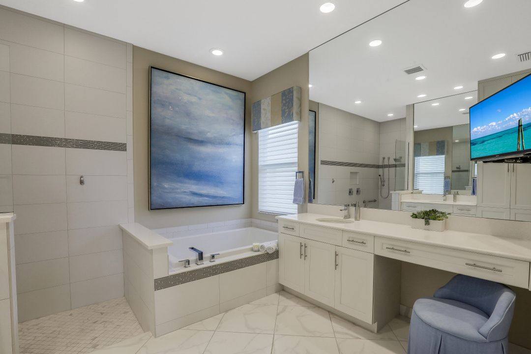 4477 Caldera Cir, Naples, FL 34119