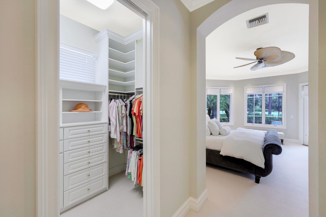 12627 Collier's Reserve Dr, Naples, FL 34110