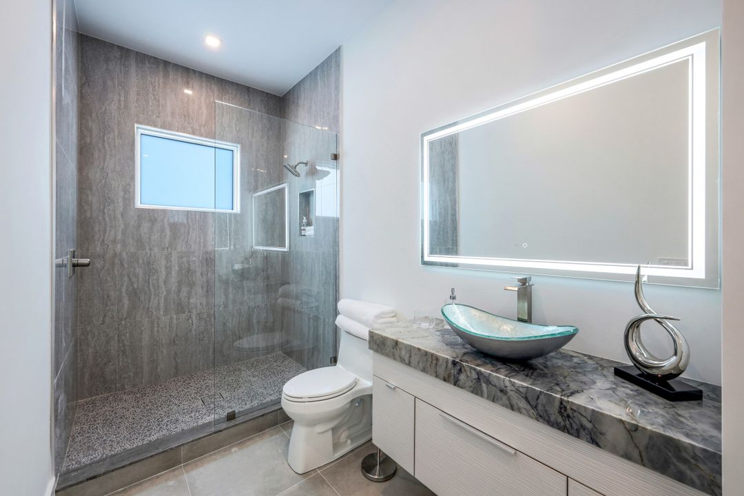 469 Germain Ave, Naples, FL 34108