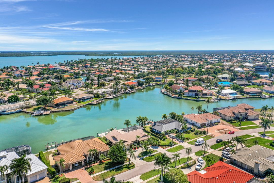 435 Nassau Ct, Marco Island, FL 34145
