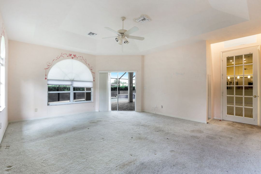 9926 Ortega Ln, Bonita Springs, FL 34135