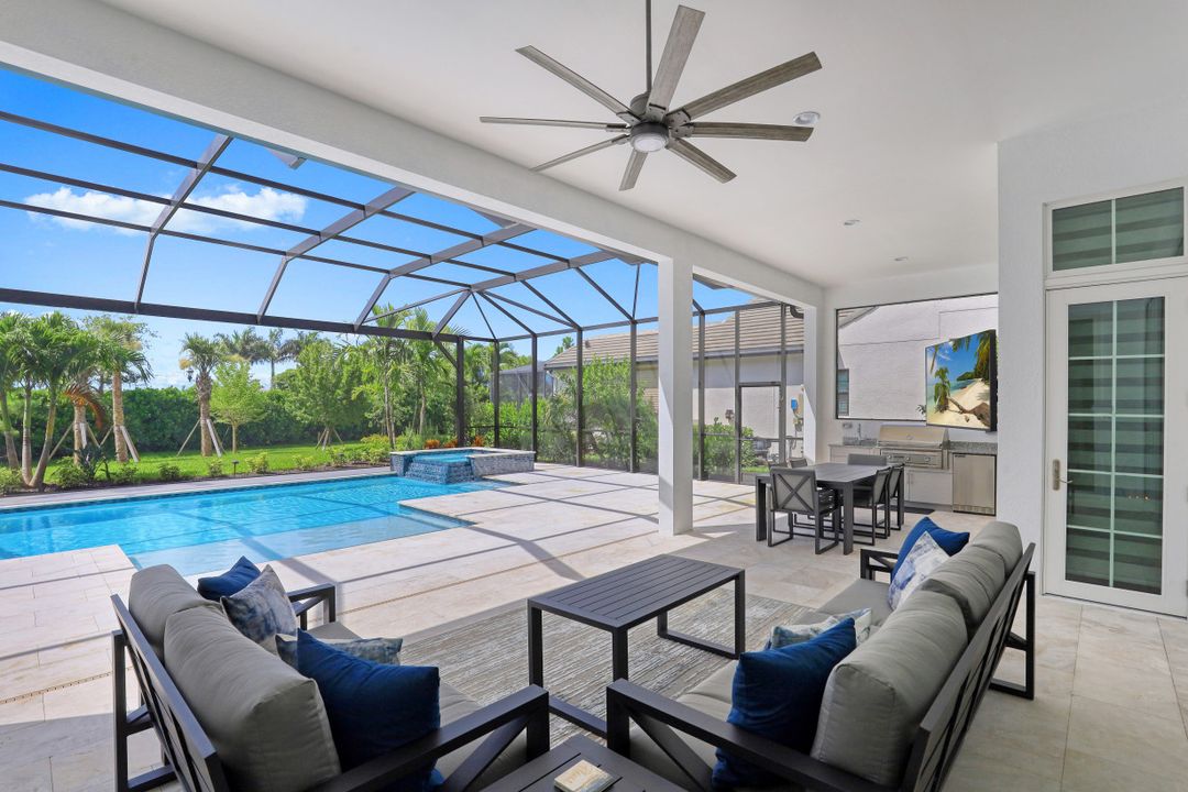 3228 Tavolara Ln, Naples, FL 34114