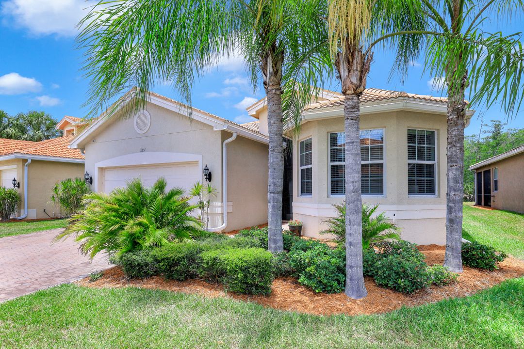 10157 Silver Maple Ct, Fort Myers, FL 33913