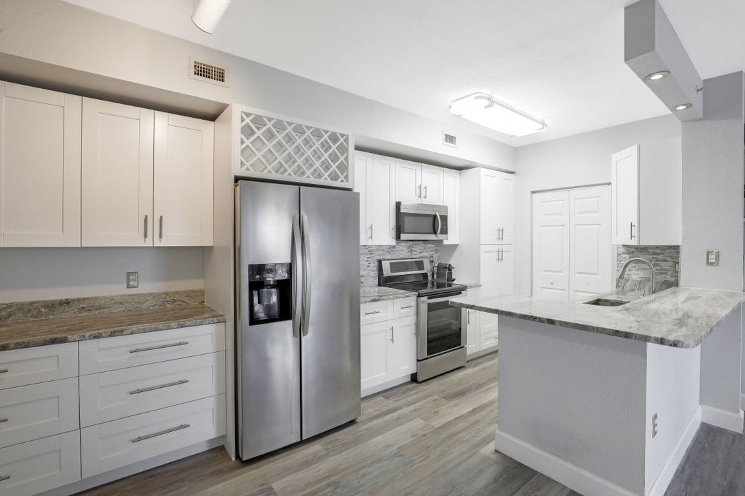 6330 Aragon Way #204, Fort Myers, FL 33966