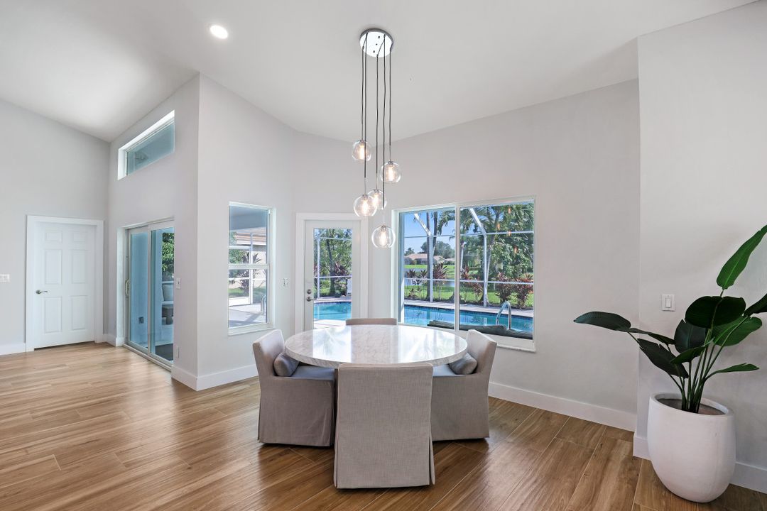 11102 Phoenix Way, Naples, FL 34119