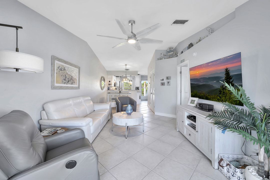 711 W Elkcam Cir #126, Marco Island, FL 34145