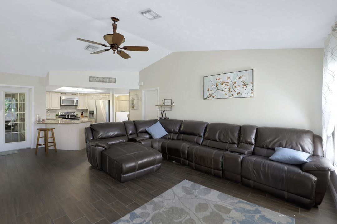 6665 Dabney St, Fort Myers, FL 33966