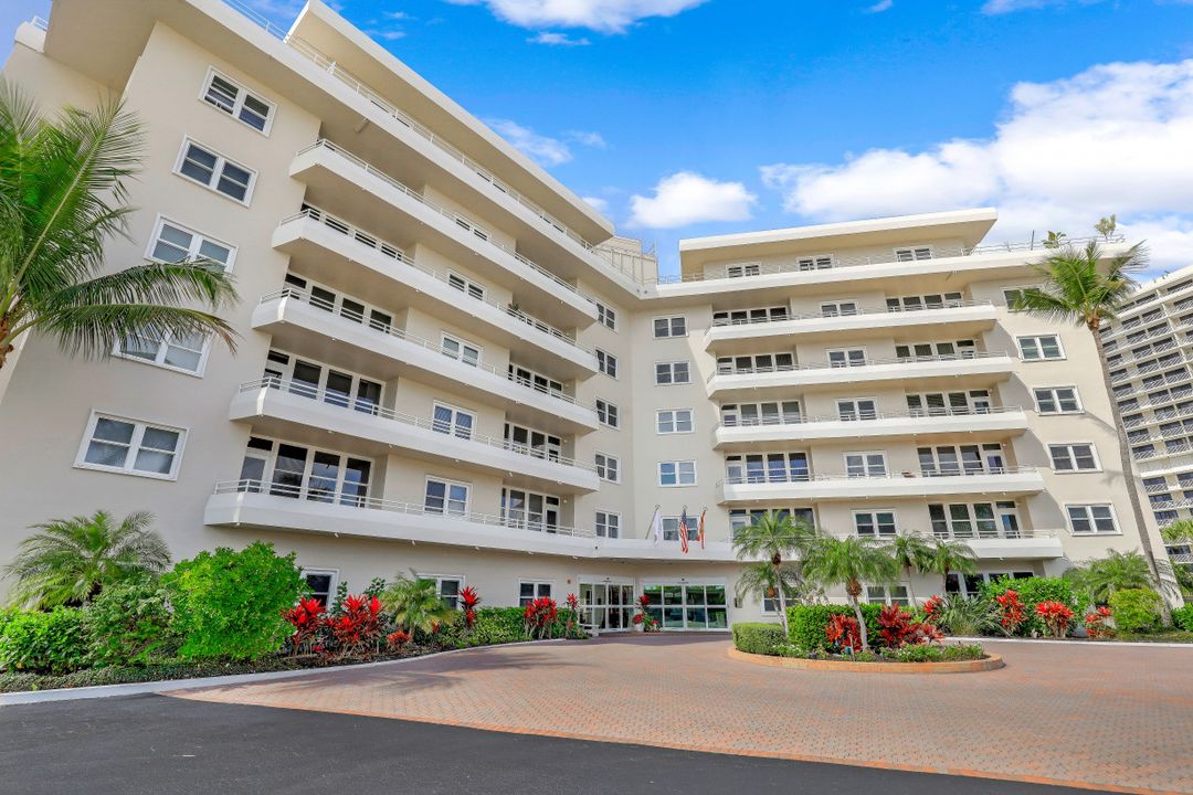 240 Seaview Ct #108, Marco Island, FL 34145