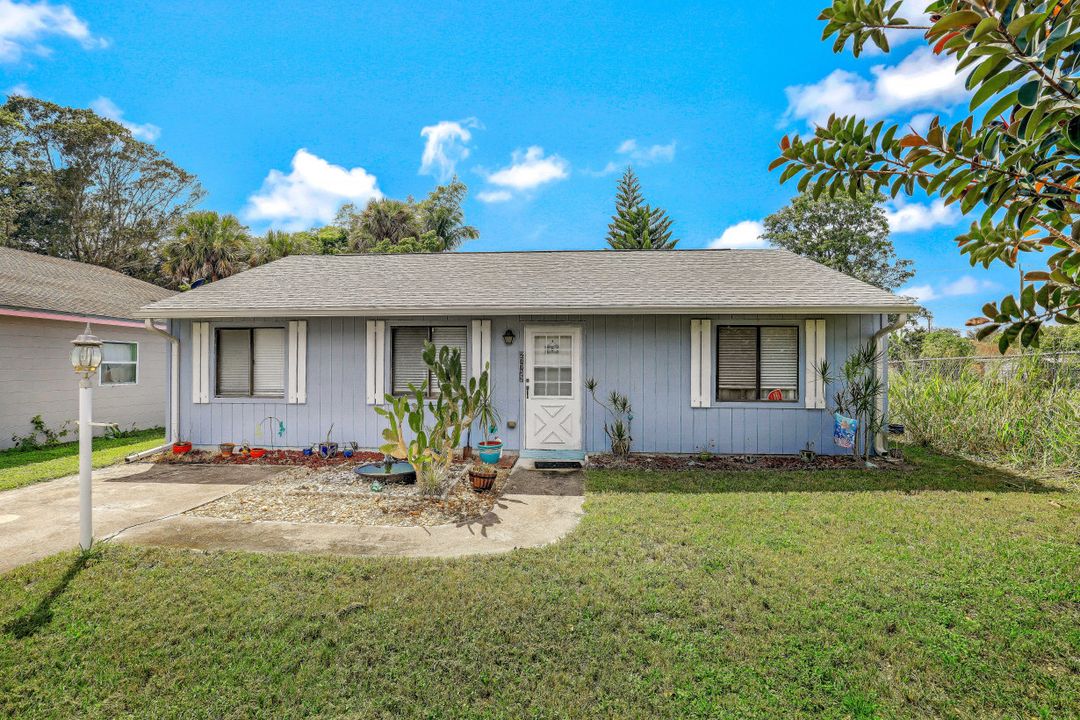 27732 Dortch Ave, Bonita Springs, FL 34135