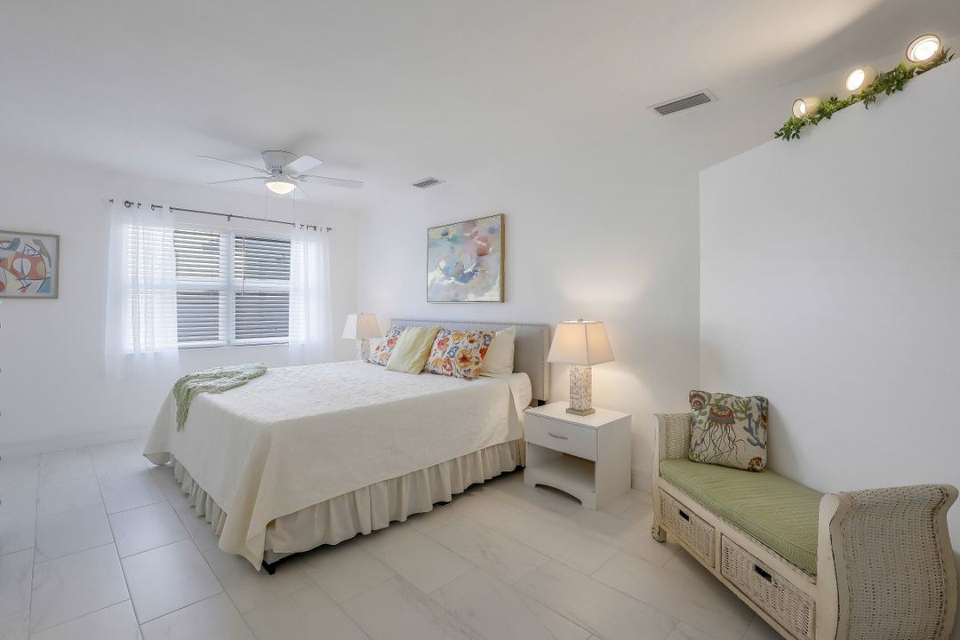 1173 29th Ave N, Naples, FL 34103