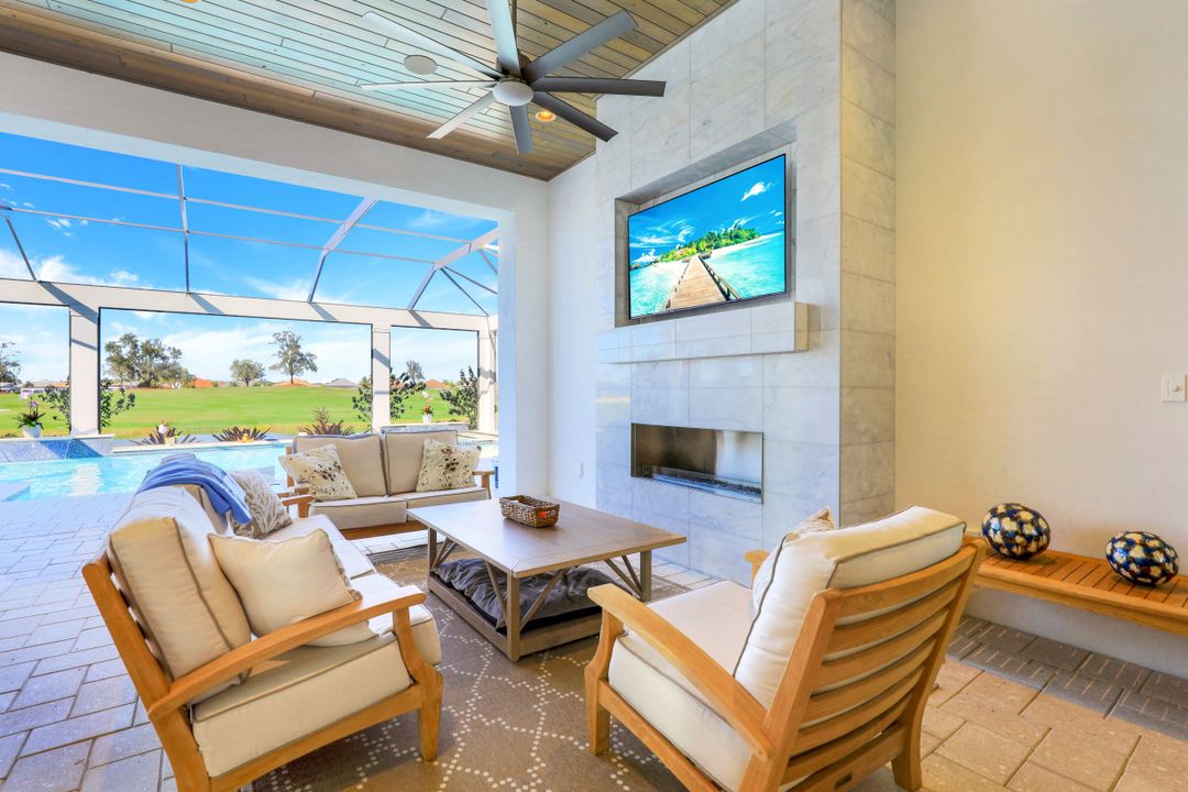 16361 Corsica Way, Naples, FL 34110