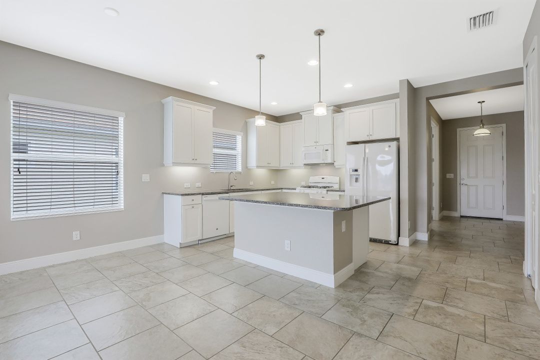 17817 Spanish Harbour Ct, Fort Myers, FL 33908