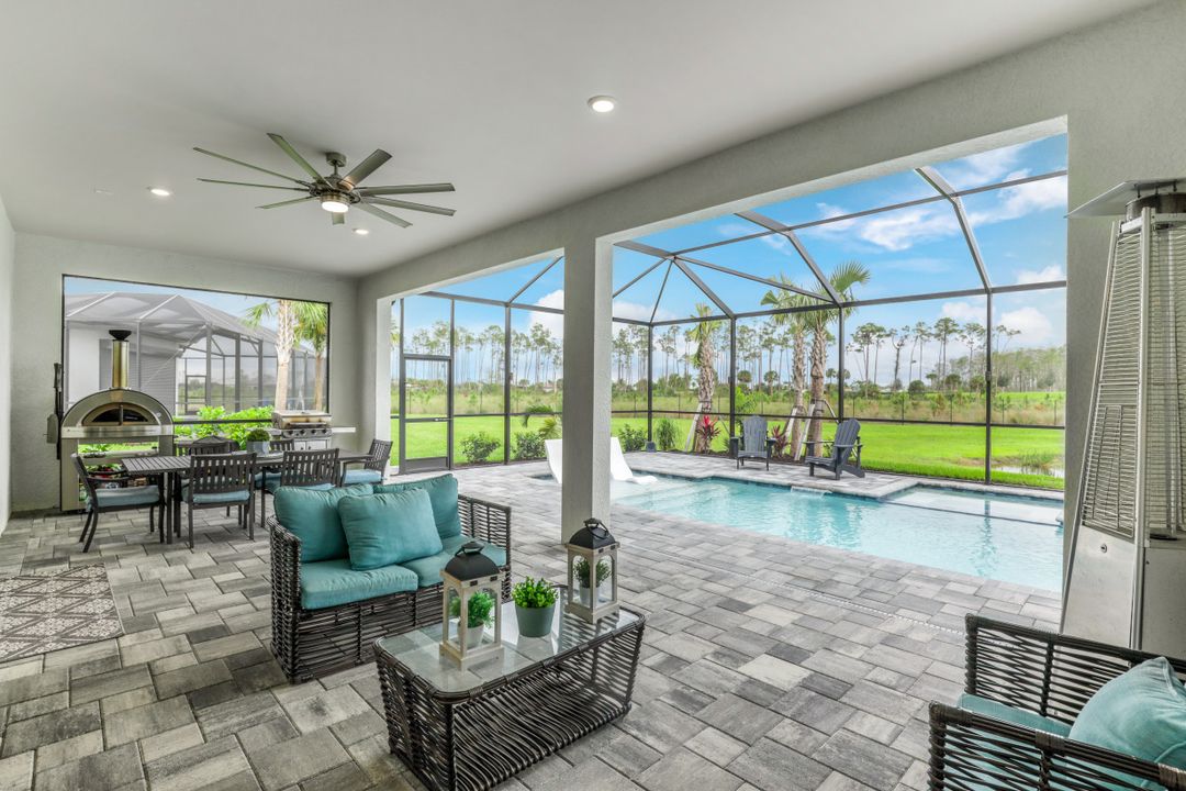 19617 Waterman Ct, Miromar Lakes, FL 33913