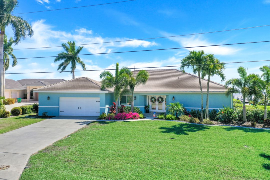 3735 SE 21st Pl, Cape Coral, FL 33904
