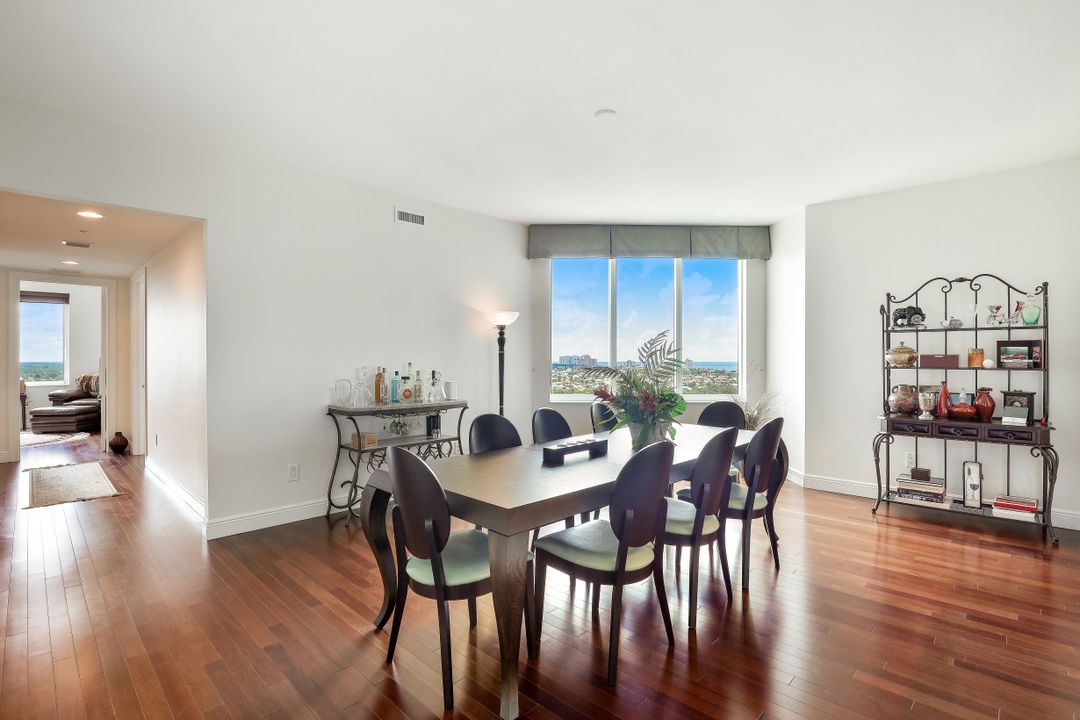 275 Indies Way #1605, Naples, FL 34110