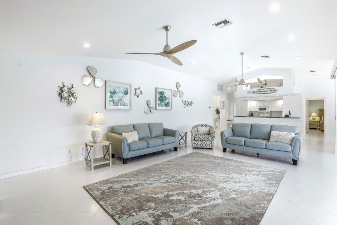 2700 SW 36th Ln, Cape Coral, FL 33914