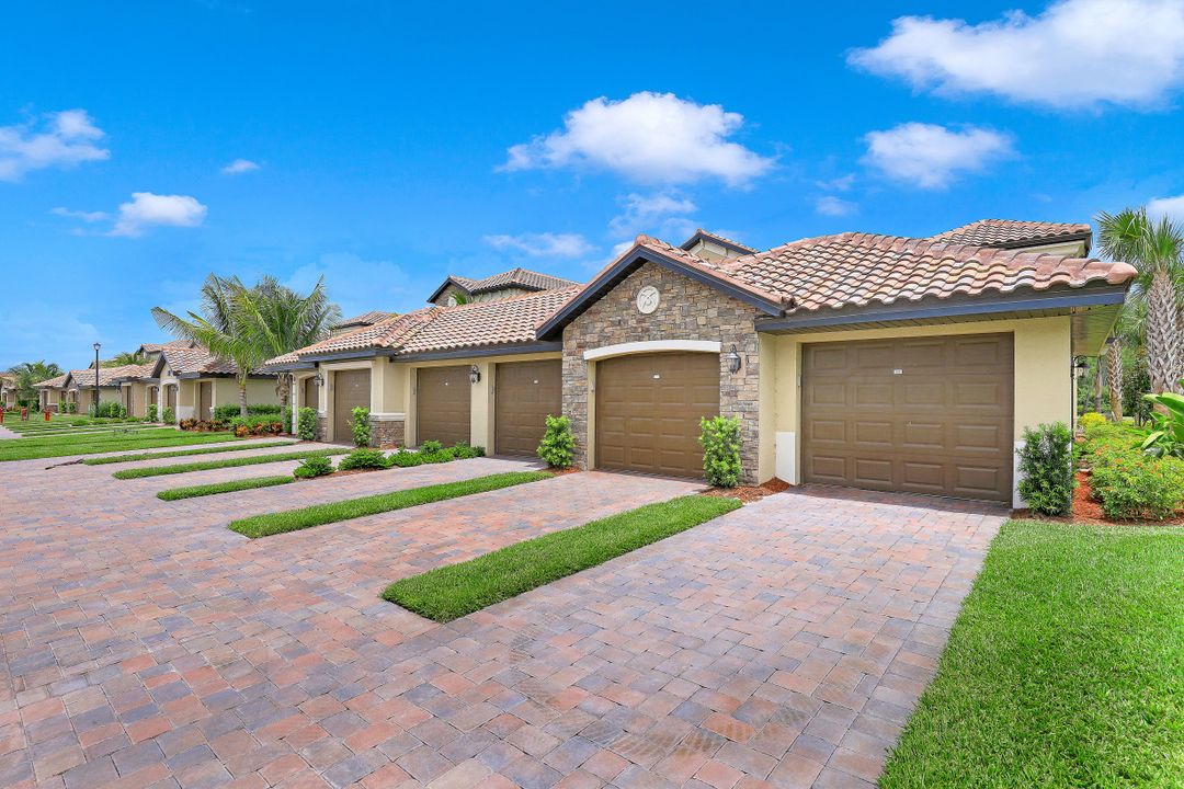 28003 Bridgetown Ct #5124, Bonita Springs, FL 34135