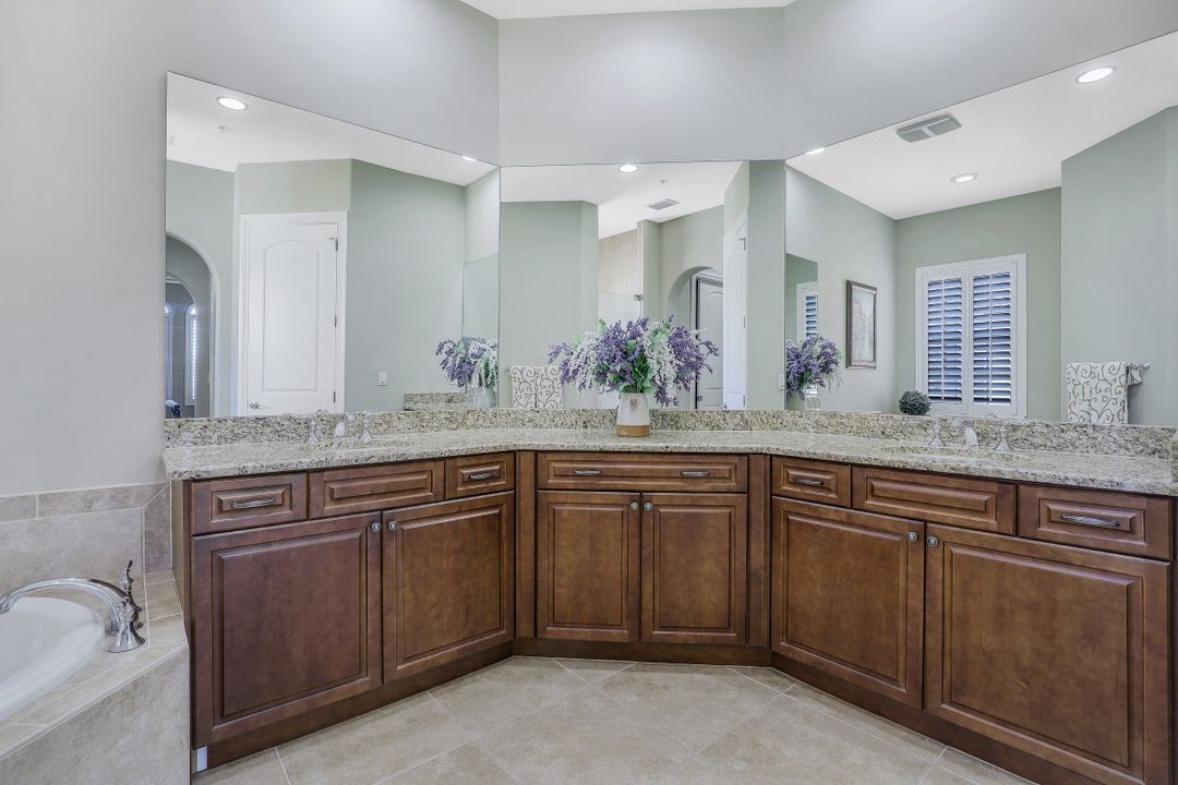 17780 Via Bella Acqua Ct #103, Miromar Lakes, FL 33913