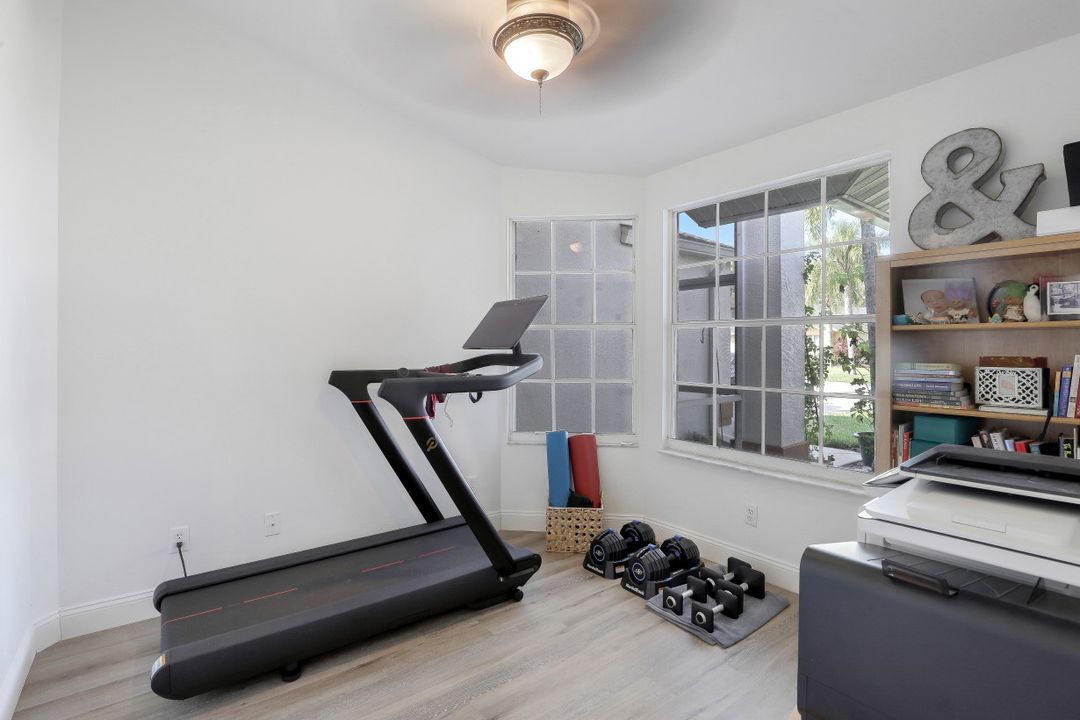 17811 Castle Harbor Dr, Fort Myers, FL 33967