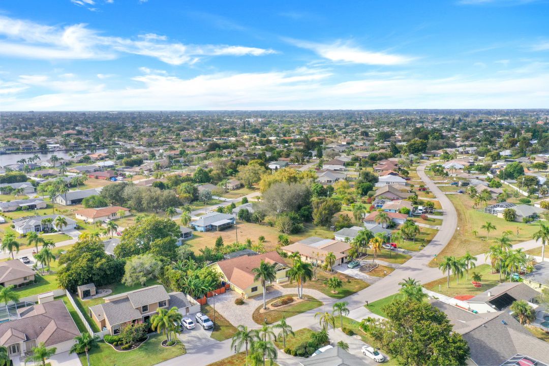 3914 SE 4th Ave, Cape Coral, FL 33904