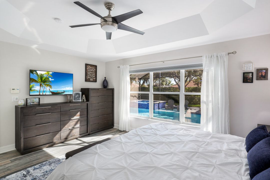 1671 Triangle Palm Terrace, Naples, FL 34119