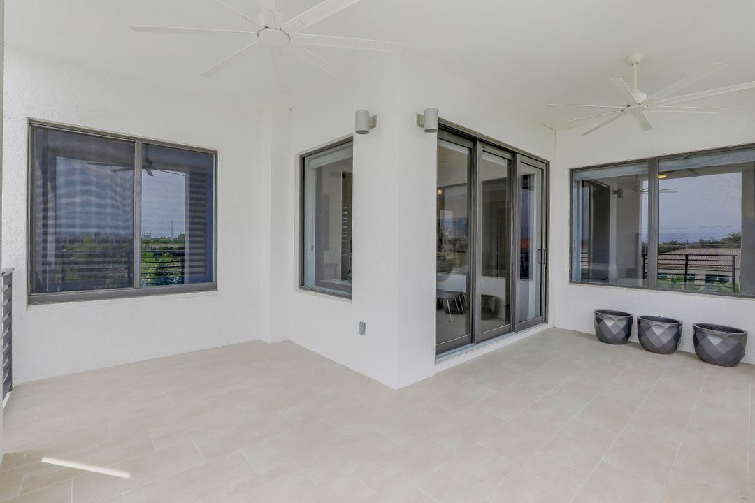 1111 Central Ave #416, Naples, FL 34102