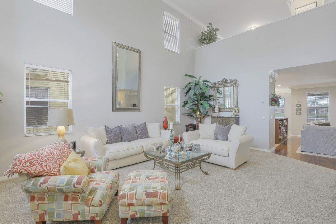 8313 Sumner Ave, Fort Myers, FL 33908