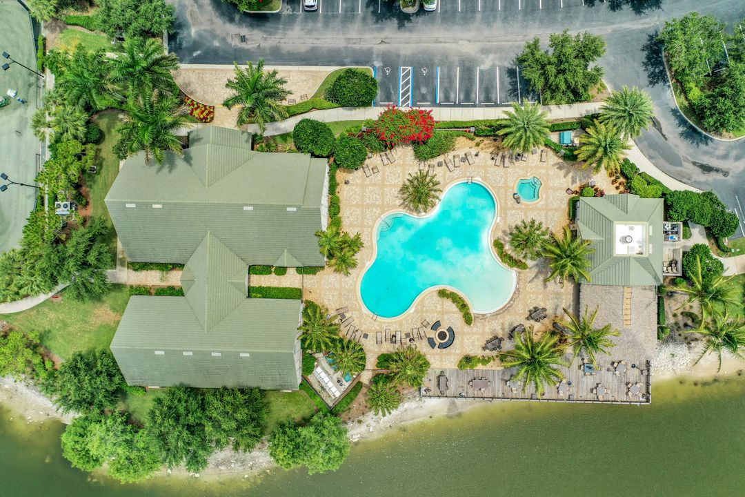 11429 Golden Eagle Ct, Naples, FL 34120