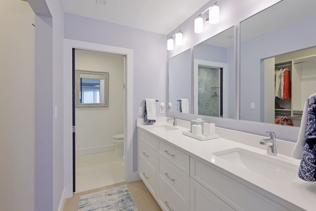 1060 6th St S #1060, Naples, FL 34102