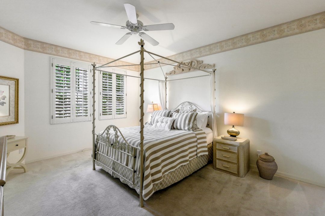 700 Lambiance Cir Apt 101, Naples, FL 34108