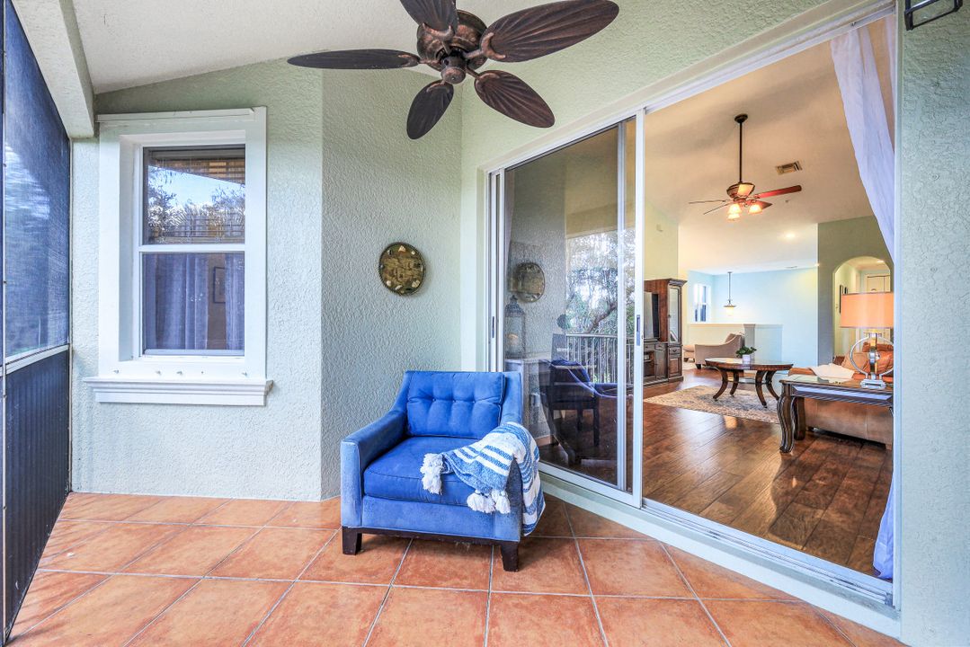 1355 Mariposa Cir  #6-202, Naples, FL 34105