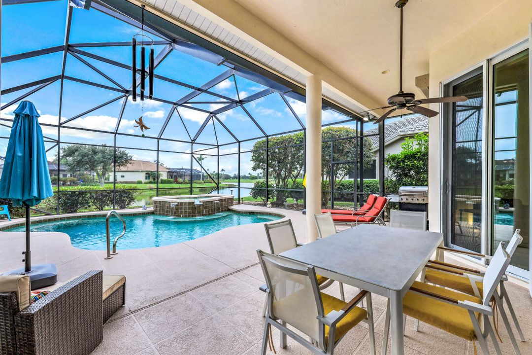 606 Shoreline Dr, Naples, FL 34119