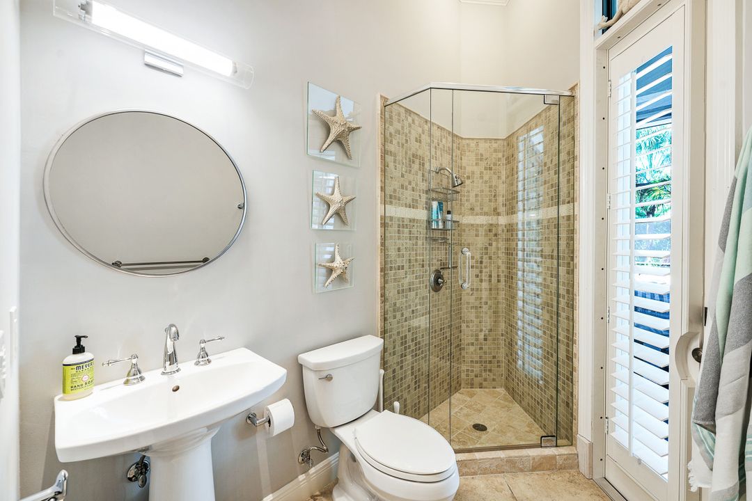 713 Shadow Lake Ln, Naples, FL 34108