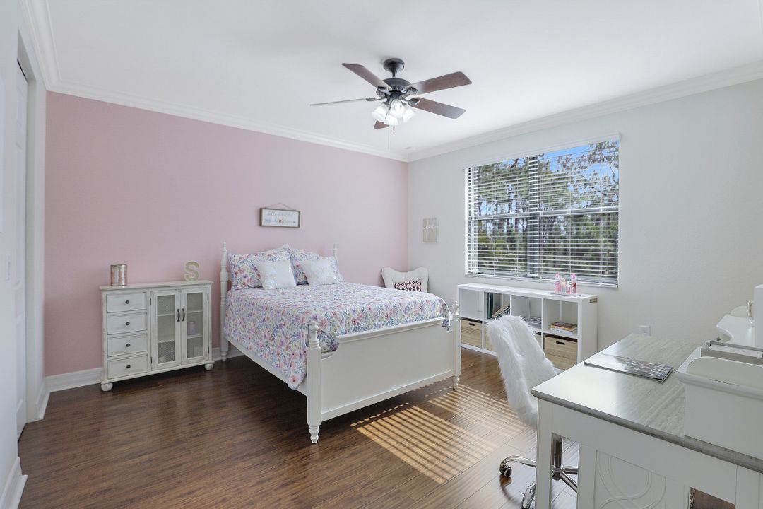 3896 Gibralter Dr, Naples, FL 34119