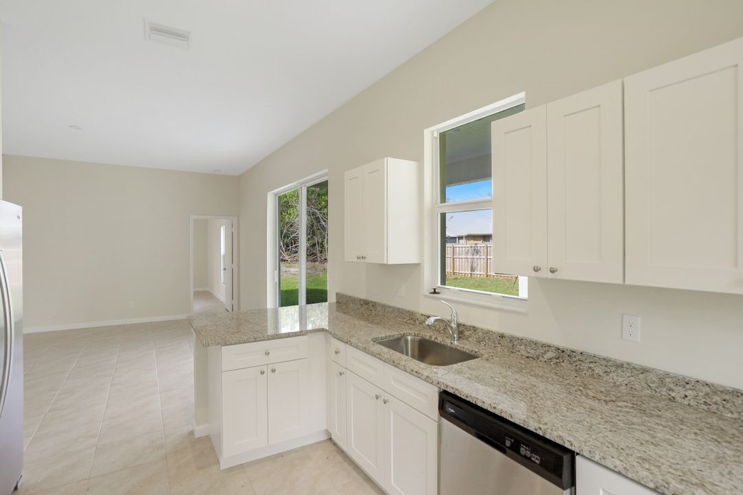 1638 Paddock St, Port St. Lucie, FL 34987