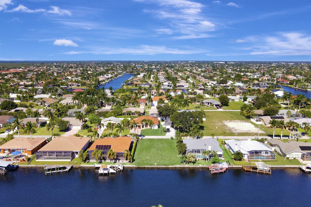 2522 SW 52nd Ln, Cape Coral, FL 33914